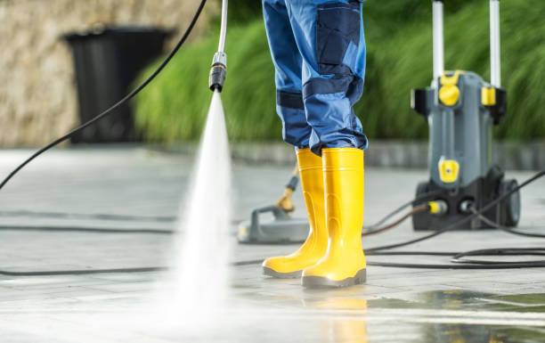 Best Garage Pressure Washing  in Moraine, OH