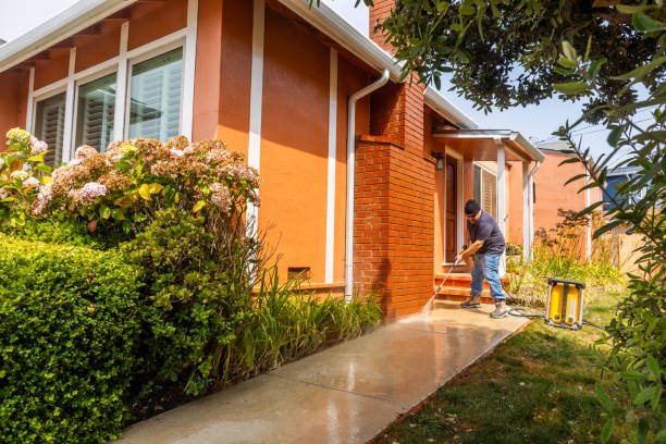 Best Garage Pressure Washing  in Moraine, OH